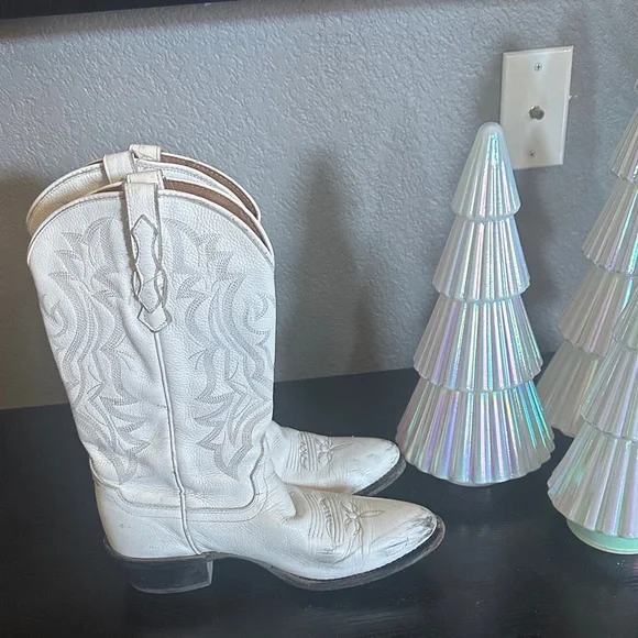 SHYANNE WOMEN'S BLANCA WESTERN BOOTS - ROUND TOE size 8.5 - Picture 2 of 9